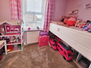 Photo 19- click for photo gallery